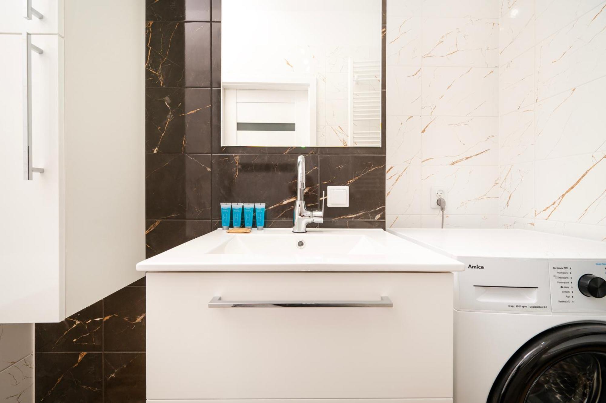Pogonowskiego Beige Apartment ウッチ エクステリア 写真
